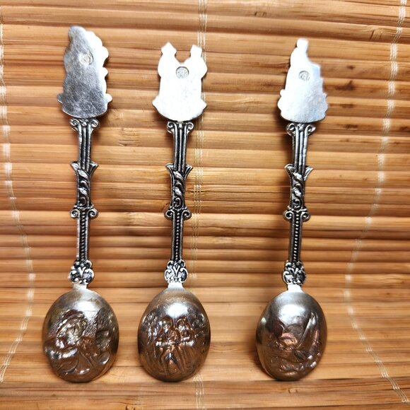 Holland Souvenir Spoons Set of 3 Man on Rum Barrel Man & Woman Ship Woman Workin - Picture 8 of 9